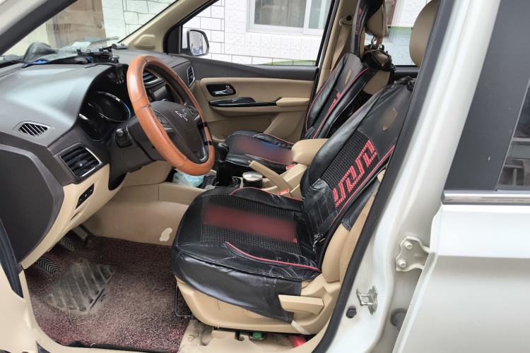 Used Wuling Hongguang 2016 1.5L S1 Deluxe Model China V-standard