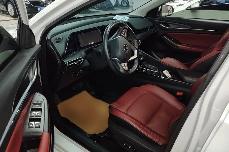 Used Changan Eado 2020 PLUS Blue Whale NE 1.4T GDI DCT Flagship Model
