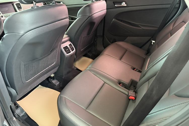 Used Hyundai Tucson 2015 1.6T Dual-Clutch Two-Wheel-Drive Smart Model