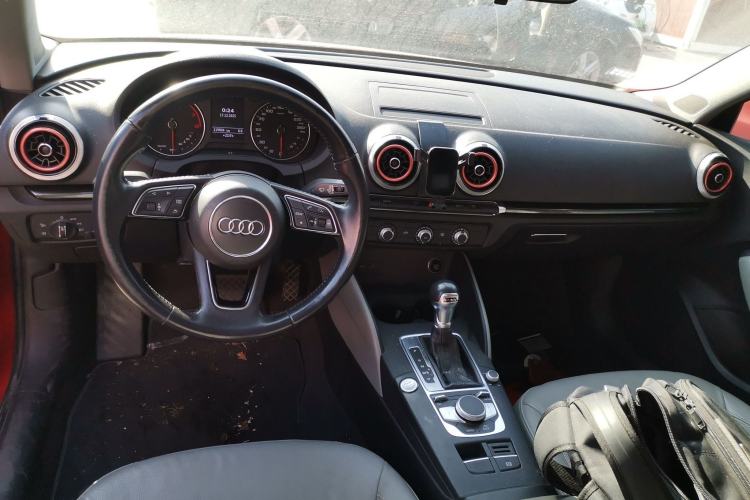 Used Audi A3 2018 30th Anniversary Edition Limousine 35 TFSI Fashion Model
