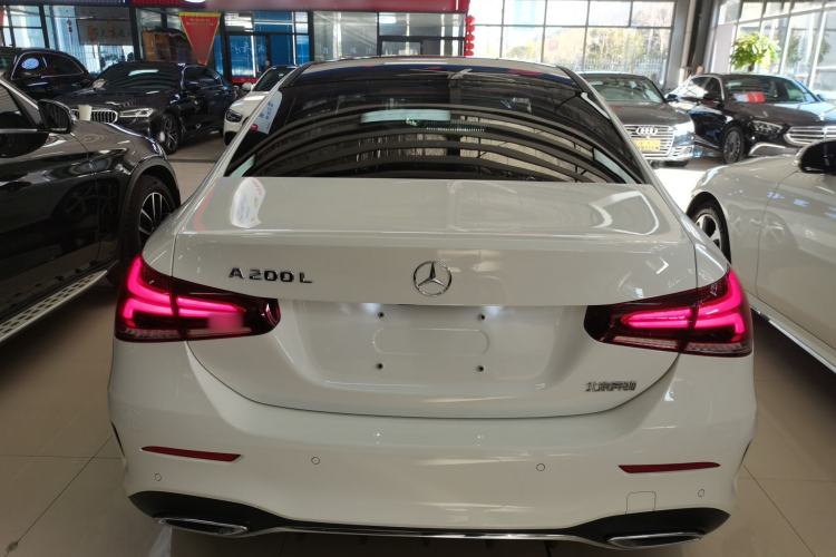 Used Mercedes-Benz A-Class 2022 Revised Version A 200 L Sport Sedan Fashionable Style