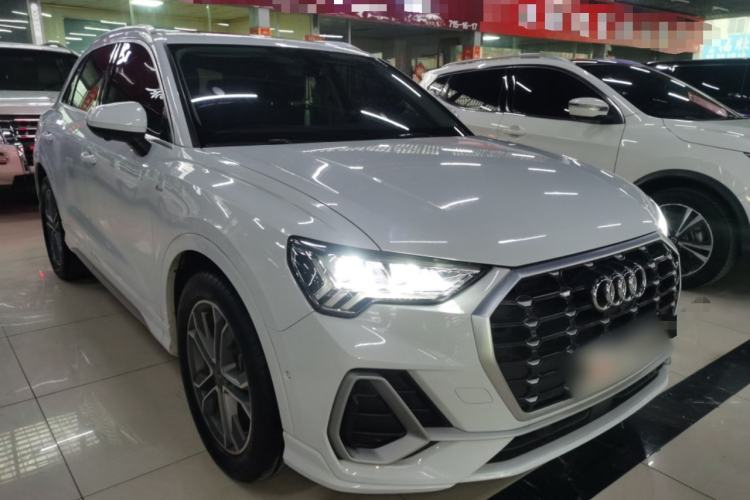 Used Audi Q3 2021 40 TFSI Fashion Dynamic Model
