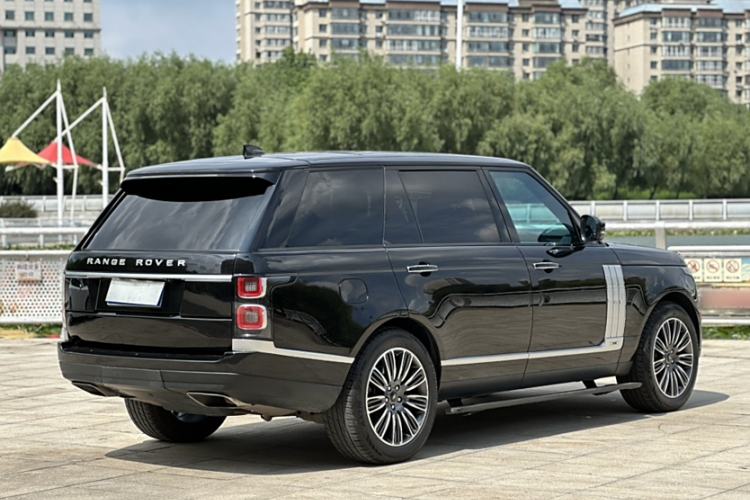 Used Land Rover Range Rover 2018 3.0 SC V6 Vogue Extended-Length Model
