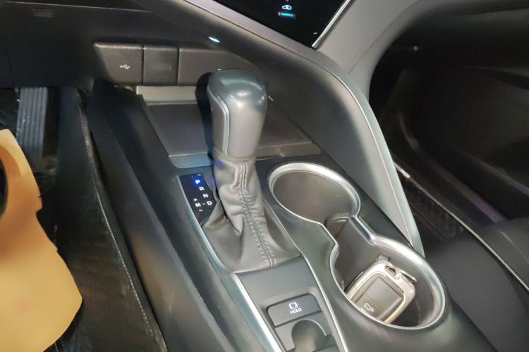 Used Toyota Camry 2021 2.0G Luxury Edition