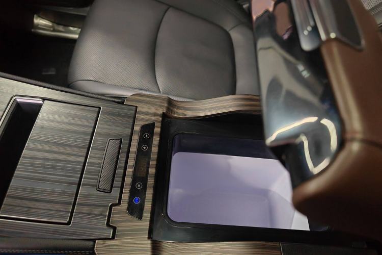 Used Toyota Sienna 2021 2.5L Hybrid Premium Edition
