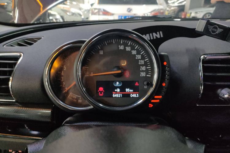 Used  Clubman 2016 Revised Version 1.5T COOPER Connoisseur Edition
