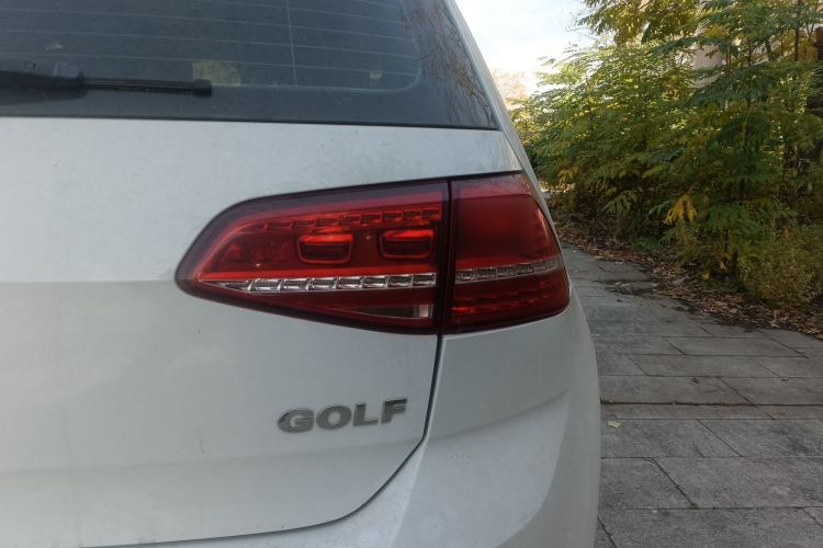 Used Volkswagen Golf 2015 1.6L Automatic Comfort Model
