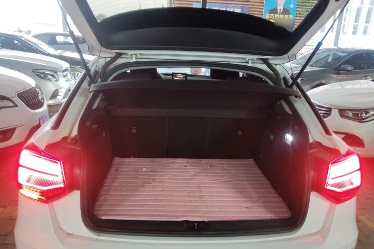 Used Audi Q2L 2021 35 TFSI Progressive Dynamic Edition
