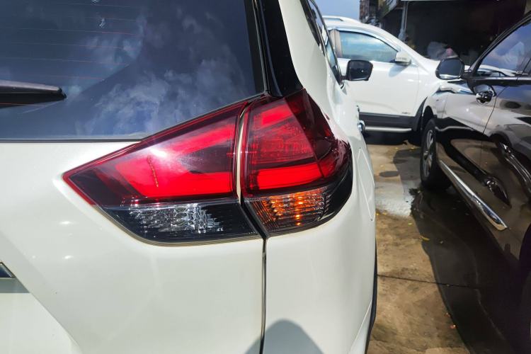 Used Nissan X-Trail 2017 2.0L CVT Comfort Edition 2WD
