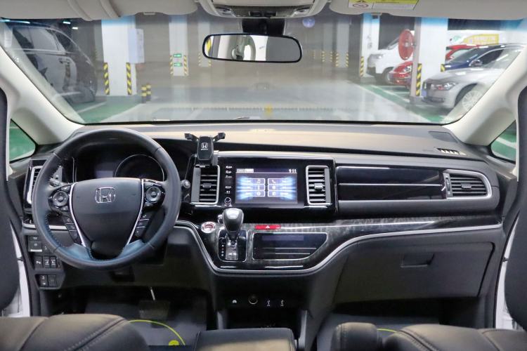 Used Honda Elysion 2019 2.0L Hybrid Supreme Edition
