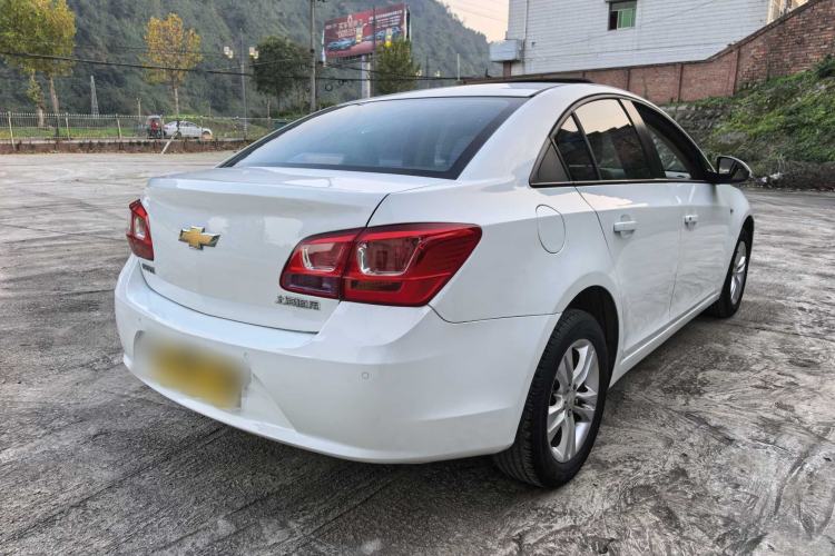 Used Chevrolet Cruze 2015 1.5L Classic SE AT
