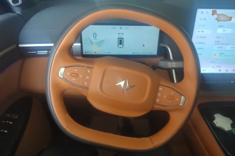 Used  eπ008 2025 210 Ultra Range-Extended Version 5 Seats
