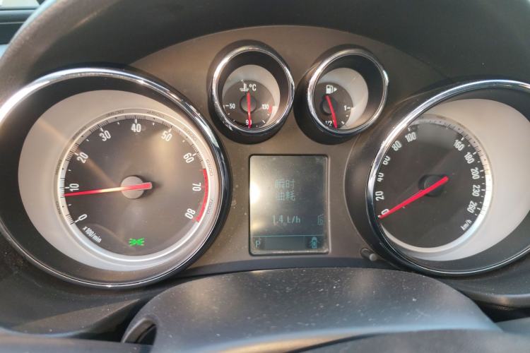 Used Buick Regal 2015 1.6T Leading Technology Model
