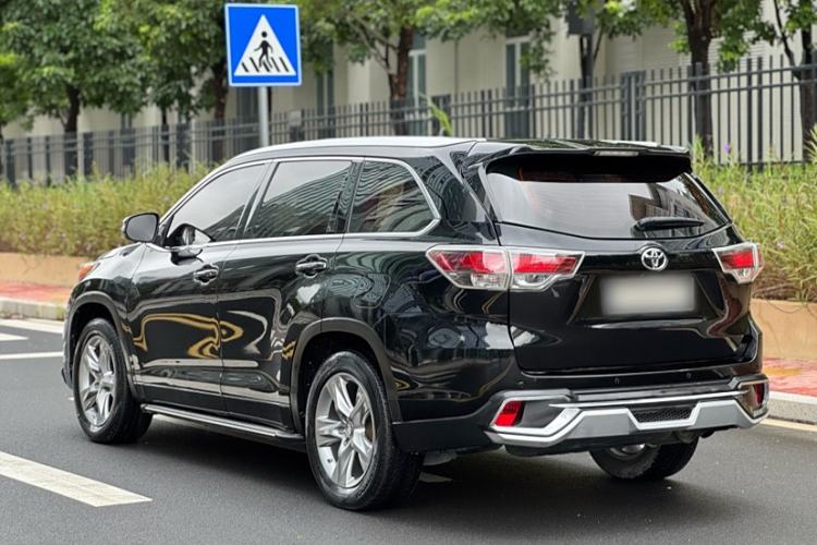 Used Toyota Highlander 2017 2.0T Four-Wheel Drive Luxury Edition 7 Seats
