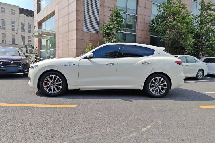 Used Maserati Levante 2022 2.0T GT Sharp Edition