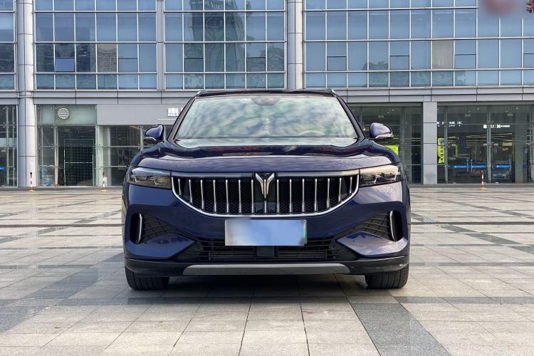 Used VOYAH FREE 2023 Four-Wheel Drive Extended-Range Model with Ultra-Long Range