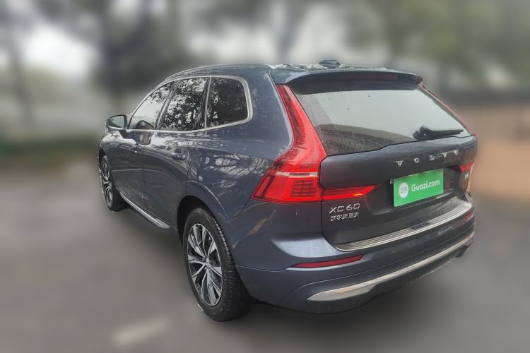 Used Volvo XC60 2023 B5 4x4 Smart Luxury Edition