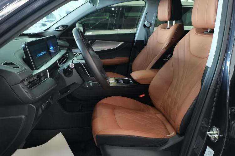 Used Chery Tiggo 8 PLUS 2022 Kunpeng Edition 390TGDI DCT Four-Wheel Drive Luxury Version
