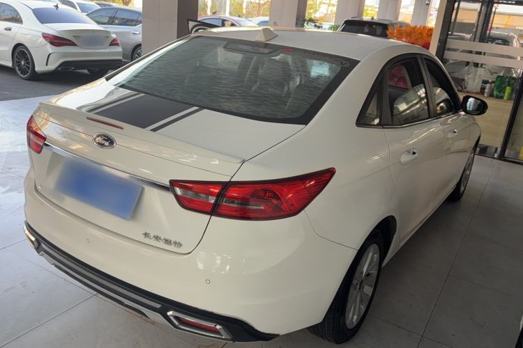 Used Ford Escort 2015 1.5L Automatic Fashion Model