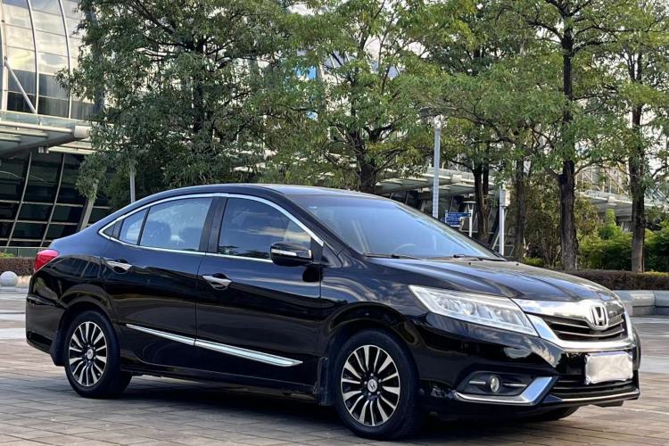 Used Honda Crider 2013 1.8L automatic comfort version