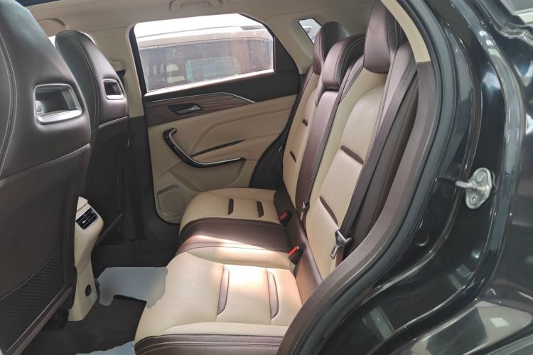 Used Bestune T77 2019 230 TID Automatic Luxury Version China VI Emission Standard