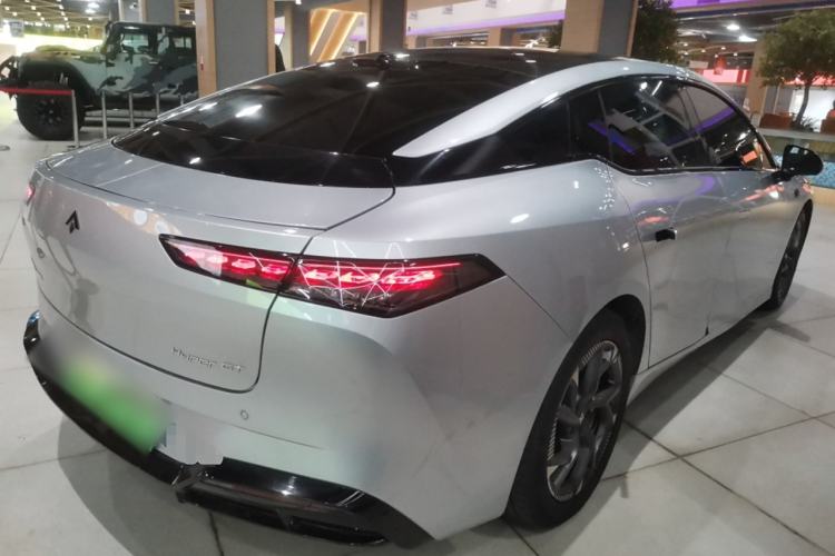 Used  GT 2023 560 Rear-Drive Seven-Wing Edition