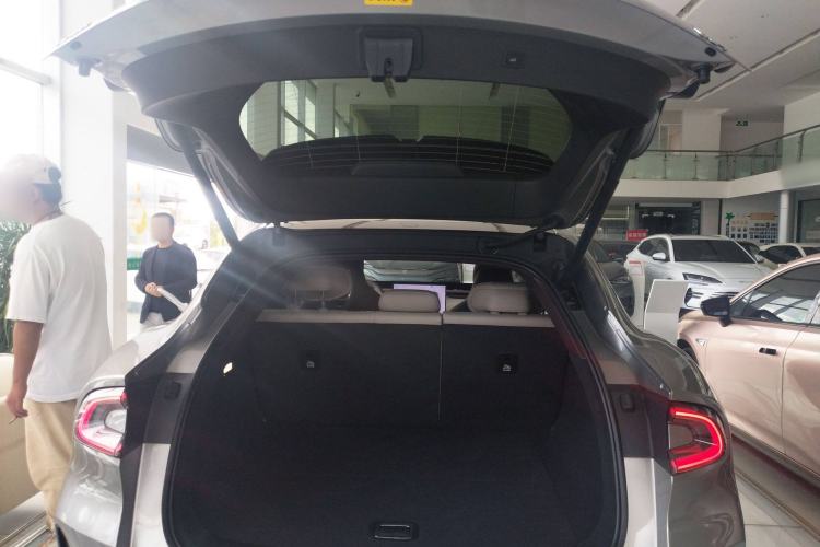 Used  YU7 2025 Ultra-Long Range Rear-Wheel Drive Version
