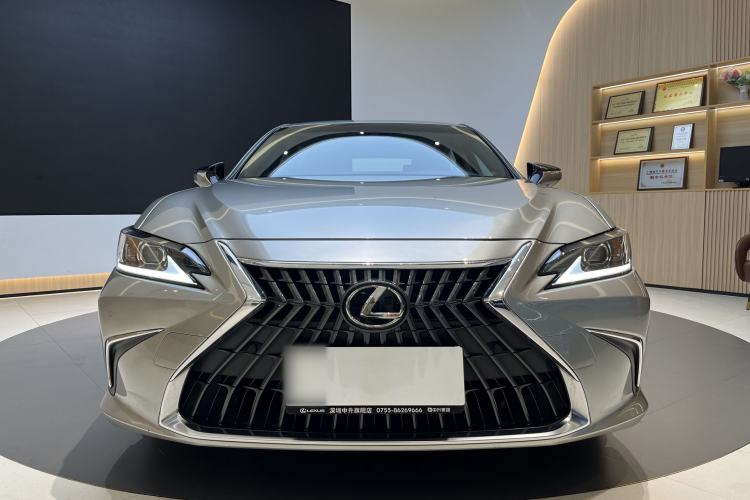 Used Lexus ES 2023 200 Excellence Edition
