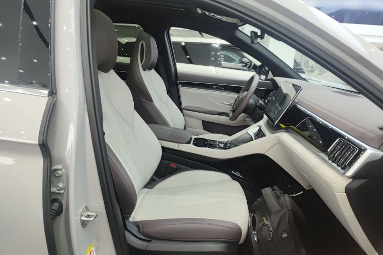 Used BYD Song PLUS New Energy 2025 DM-i Smart Drive 112KM Prestige Model