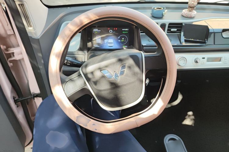 Used Wuling Hongguang MINIEV 2022 Macaron Fashion Model Lithium Iron Phosphate
