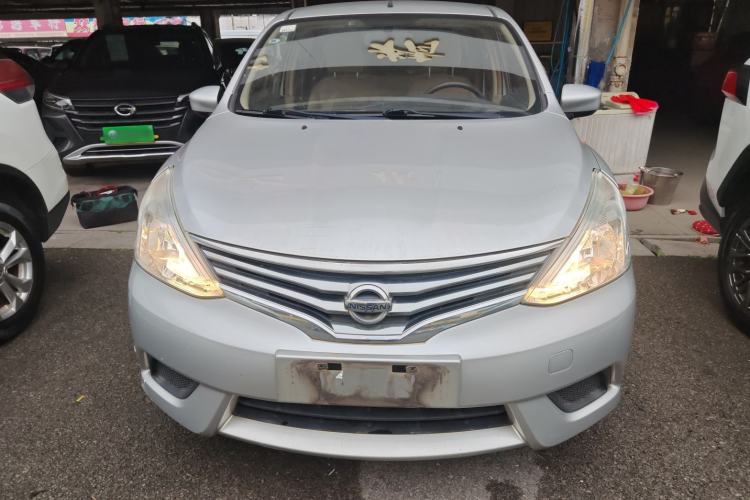 Used Nissan Livina 2015 1.6XE Manual Comfort Edition
