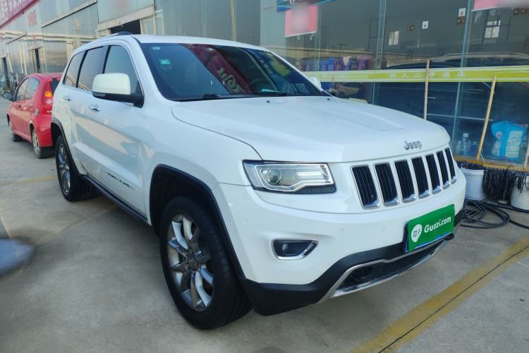 Used  Grand Cherokee 2015 3.0L Elite Navigation Edition
