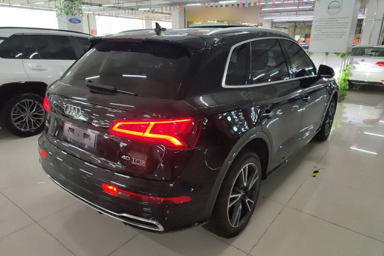 Used Audi Q5L 2020 Updated 40 TFSI Prestige Fashion Edition
