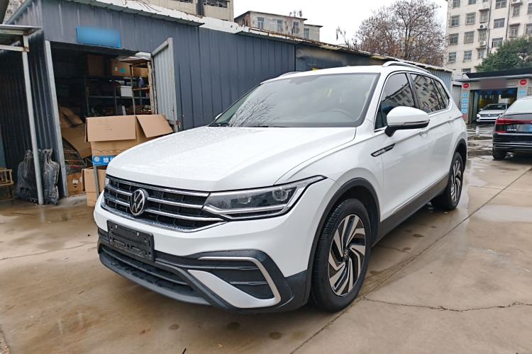 Used Volkswagen Tiguan L 2024 300TSI Automatic Two-Wheel Drive Smart Edition