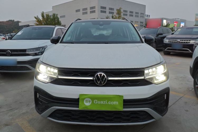 Used Volkswagen Tharu 2024 300TSI Two-Wheel-Drive Moon Luxury Edition
