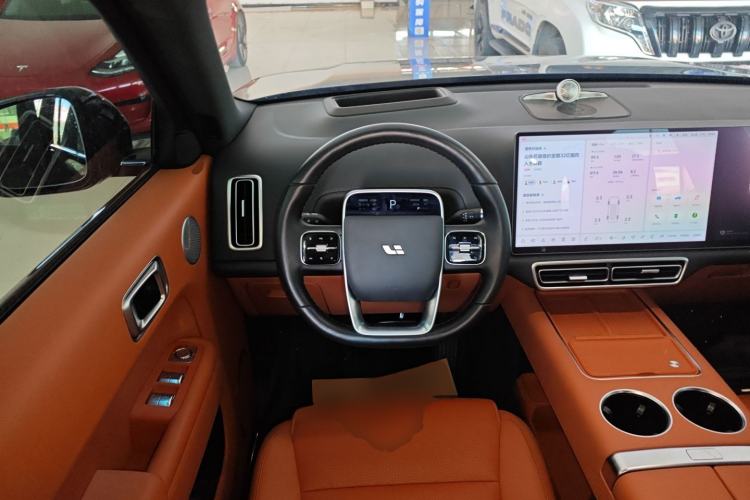 Used Li Auto L8 2024 Pro Model
