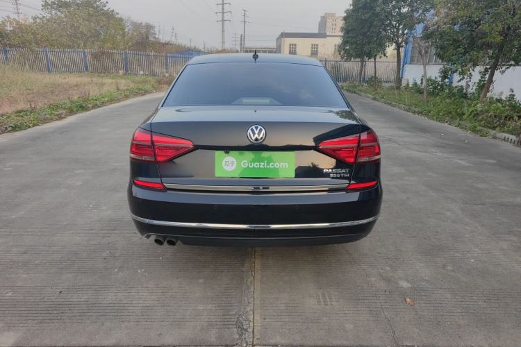 Used Volkswagen Passat 2017 330TSI DSG Luxury Edition