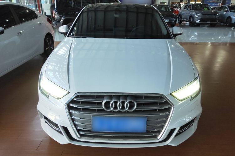 Used Audi A3 2020 Limousine 35 TFSI Fashion Edition China VI Emission Standard