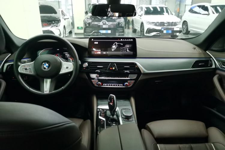 Used BMW 5 Series 2023 530Li Luxury Edition M Sport Package
