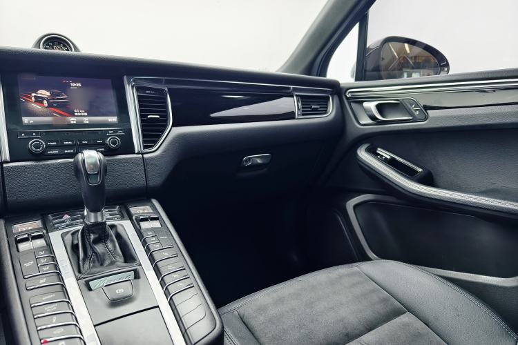 Used Porsche Macan 2017 Macan S 3.0T
