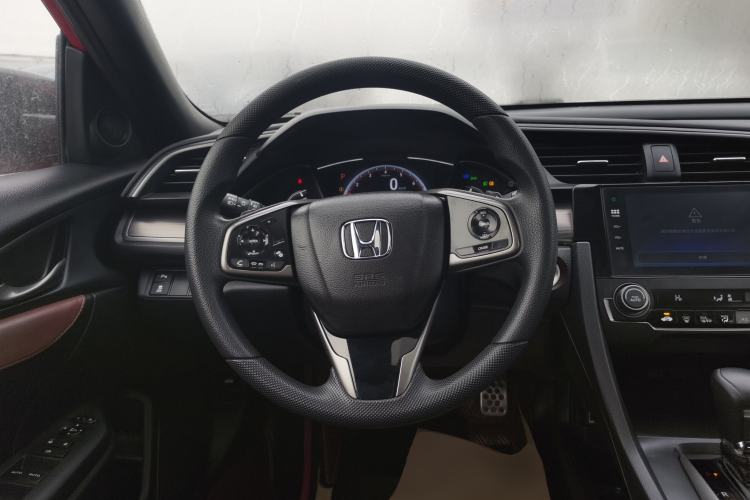 Used Honda Civic 2021 HATCHBACK 220TURBO CVT Trendy Cool Edition
