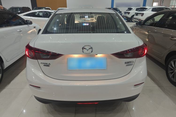 Used Mazda Mazda 3 Axela 2017 Sedan 1.5L Automatic Comfort Model China VI Standard
