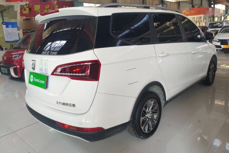 Used Baojun 730 2021 1.5L Manual Fashion Version 7 Seats
