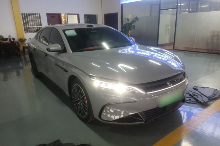 Used BYD Han 2025 EV with 701 km of Laser Radar-Enabled Intelligent Driving