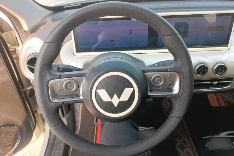 Used Wuling Bingo 2023 333 km Lingxi Connected+ Version
