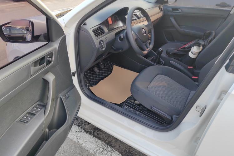 Used Volkswagen Santana 2019 1.5L Manual Fashion Edition China VI Standard