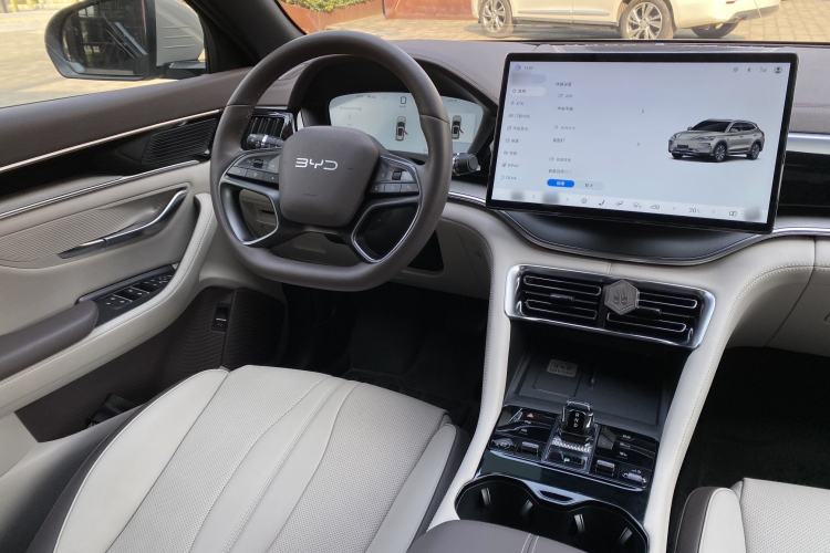 Used BYD Song PLUS New Energy 2025 EV Intelligent Driving Version 520km Premium Model
