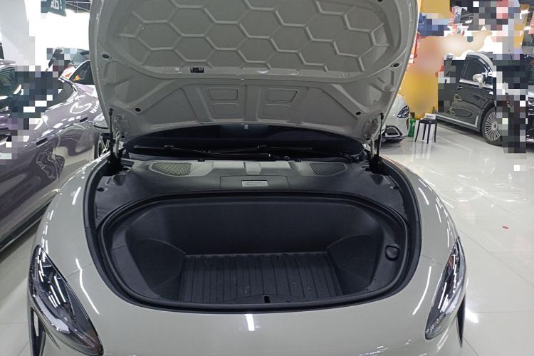 Used  SU7 2024 Rear-Drive Ultra-Long Range Advanced Pro-Level Intelligent Driving Version
