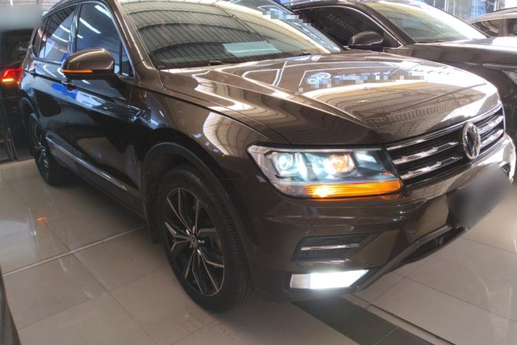 Used Volkswagen Tiguan L 2019 330TSI Automatic Two-Wheel Drive Smart Luxury Version China VI Standard