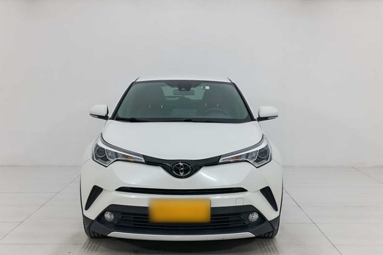 Used Toyota IZOA 2018 2.0L Yichi Version China VI Standard
